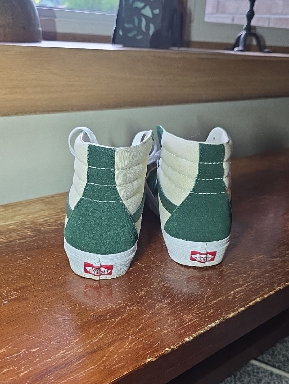 Vans Sk8-Hi Shoe | Green & White | Size 8.5 W/7.0 M | Like New 👟🔥High Tops - Picture 3 of 15
